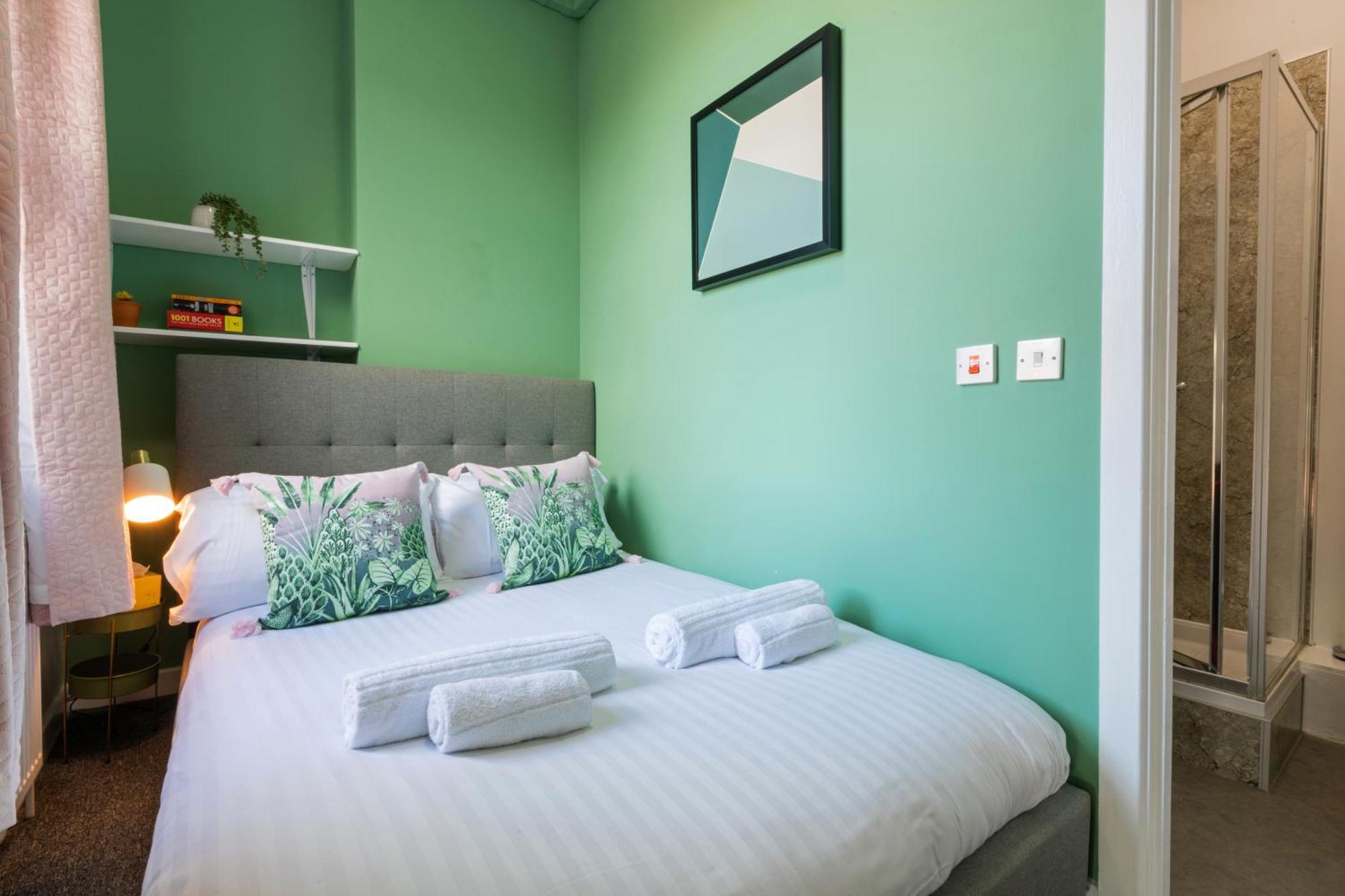 Studio Stay City Haven Preston Престон Номер фото